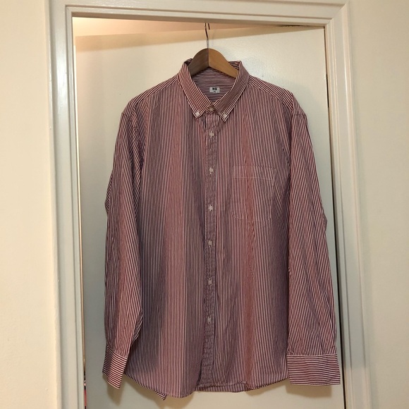 UNIQLO men’s oxford button down red striped shirt - Picture 2 of 5